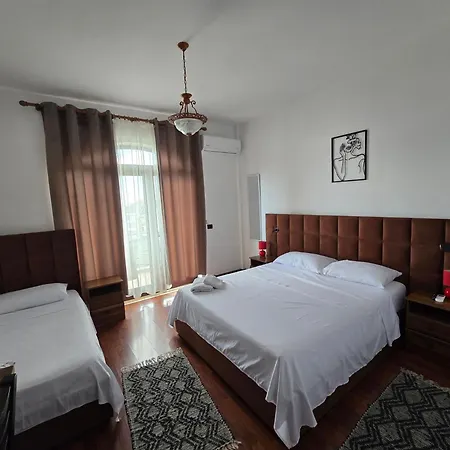 Hotel Grand Krujë